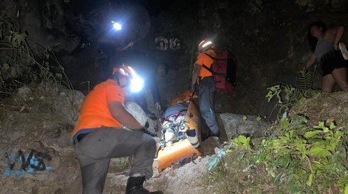Rescatan a niño tras caer en pozo en Cerro de la Silla