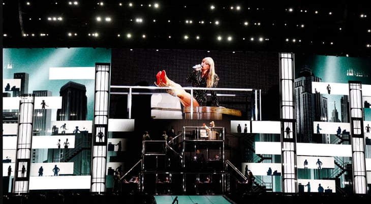 El escenario del Eras Tour de Taylor Swift es realmente impresionante