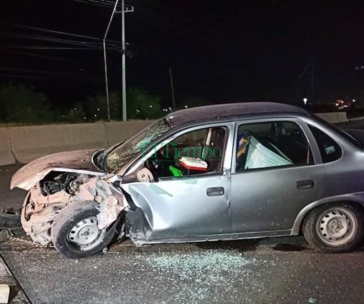 Conductor ebrio choca contra puente vehicular de Castaños