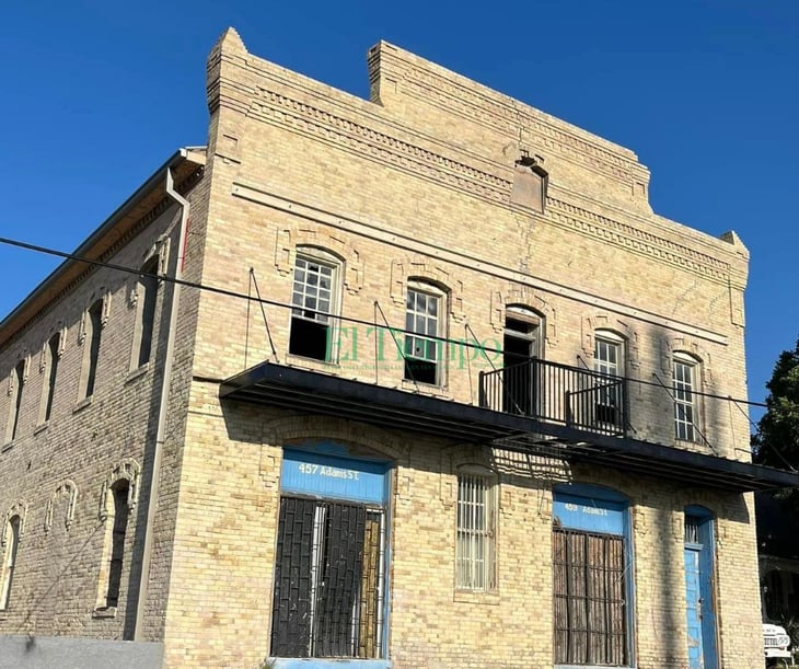 Restauran edificios históricos en Eagle Pass 