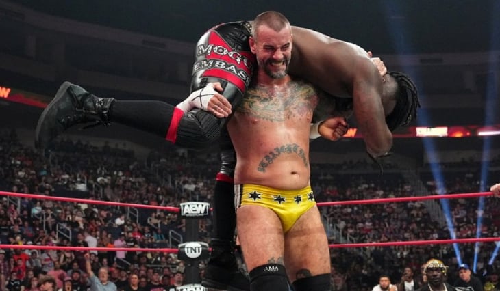 CM Punk fue suspendido de AEW tras pelea en vestidores con Jack Perry