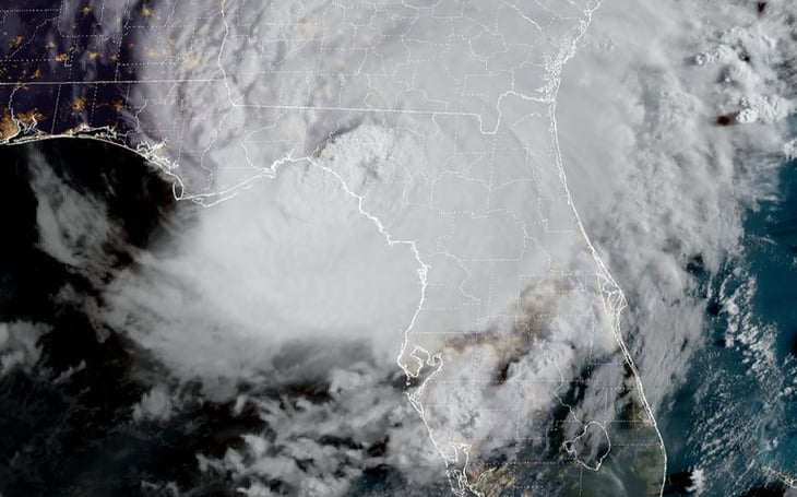 Idalia toca tierra en Florida como huracán categoría 3