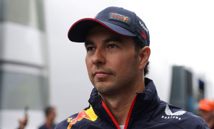 Checo Pérez saldrá de Red Bull al finalizar la temporada, revela expiloto de la Fórmula 1