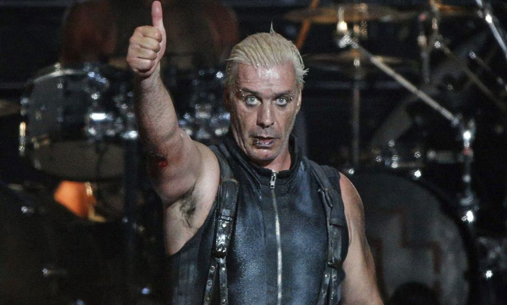 Finalizan investigación contra Till Lindemann, de Rammstein, acusado de agresiones sexuales