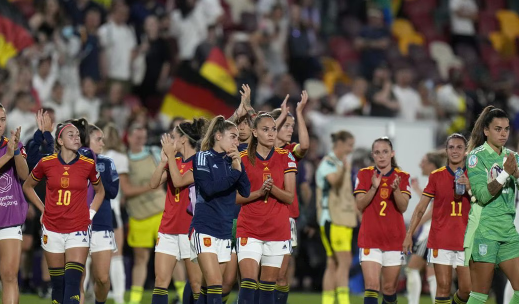 Jugadoras de España 'han dado una lección al mundo', afirma Pedro Sánchez ante caso Luis Rubiales