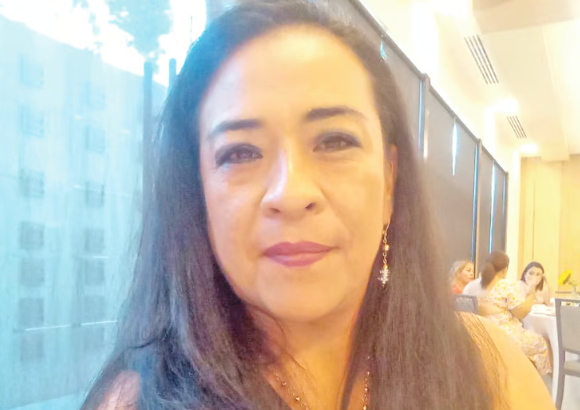 La Entrevista con Nancy González