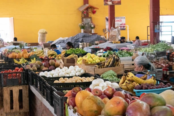 Se revisan las condiciones de mercado en Torreón, se toman notas y se ofrecen recomendaciones