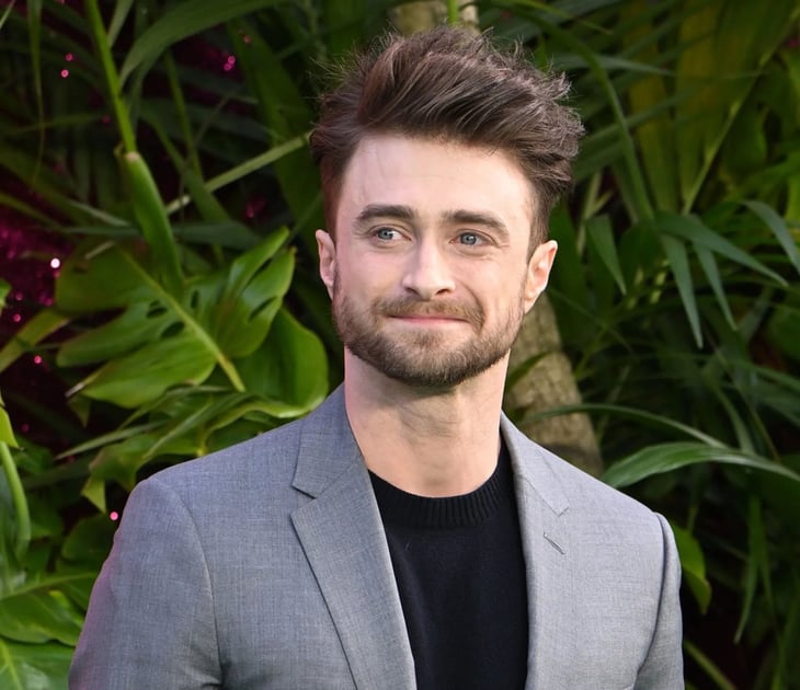 La impresionante transformación física de Daniel Radcliffe en su nueva serie