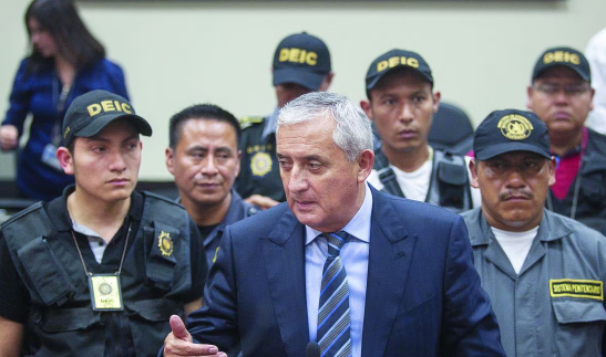 Expresidente de Guatemala Otto Pérez Molina se declara culpable de corrupción