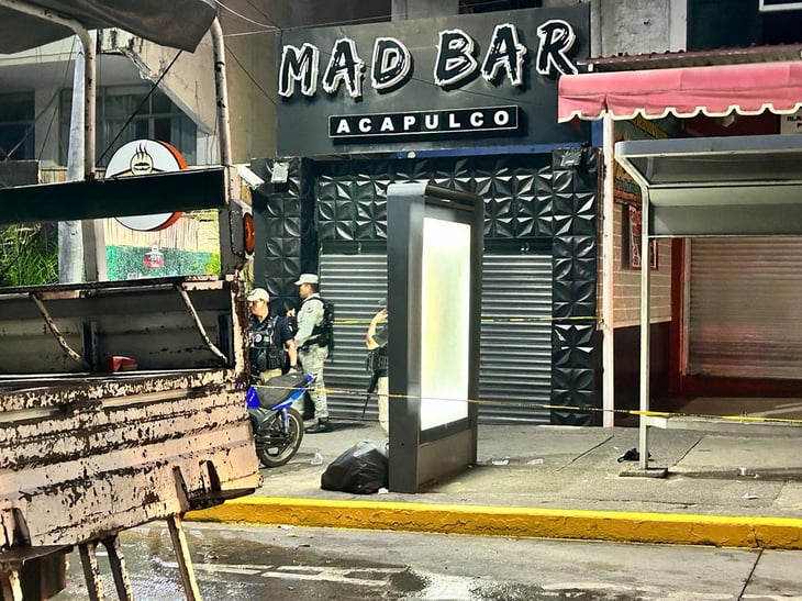 Atacan bar en Acapulco; matan a mujer y hieren a 8 