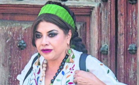 Clara Brugada, alcaldesa de Iztapalapa, va por la candidatura de Morena en CDMX