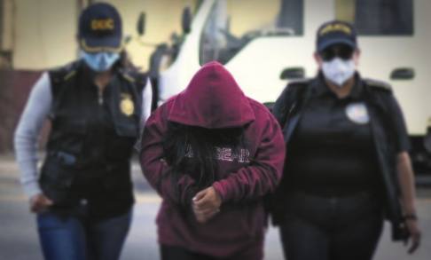 México extradita a EU a 'Doña Lupe'; así operaba para cruzar a los migrantes