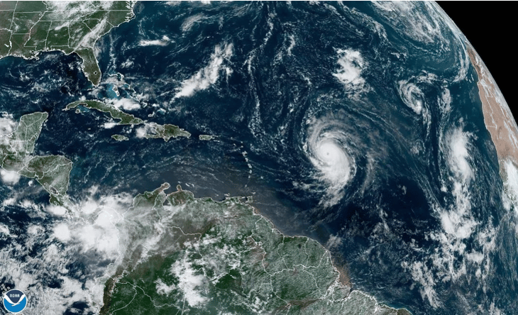 Huracán “Lee” se intensifica a categoría 4; se forma la tormenta tropical “Margot”