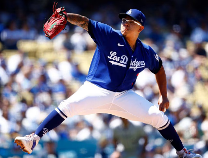 Mercancía de Julio Urías con los Dodgers está en remate tras reporte de violencia doméstica