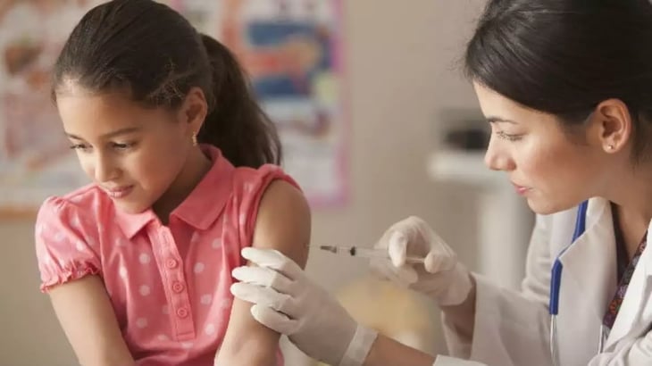 Vacuna contra el dengue no debe aplicarse a menores de 9 años