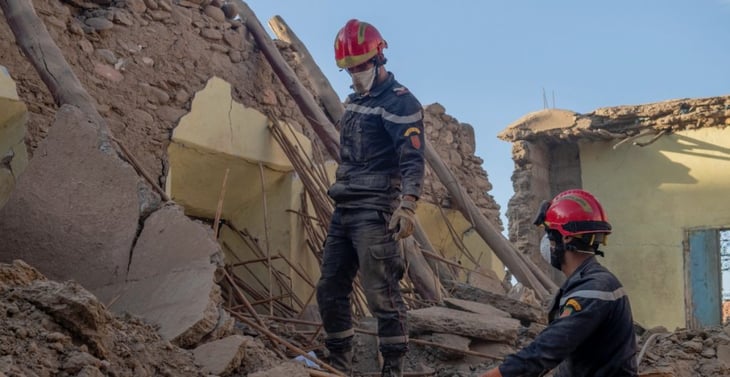 Cifra de muertes por el terremoto en Marruecos aumenta a más de 2 mil 100; la de heridos rebasa los 2 mil 400