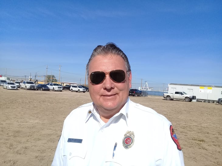 Suspenden licencia de conducir al jefe de bomberos en Eagle Pass 