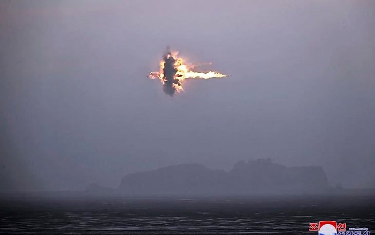 Lanza Corea del Norte dos misiles balísticos al mar