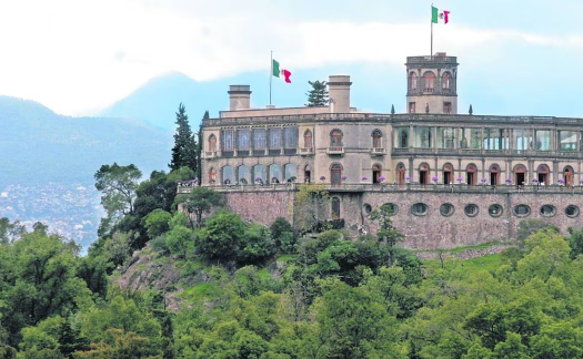 ¿Quién es el Niño Héroe que se lanzó con la bandera en el Castillo de Chapultepec?