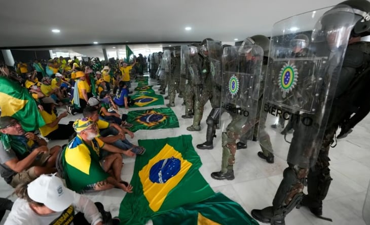 Dictan 17 años de prisión al primer acusado por los ataques en Brasilia