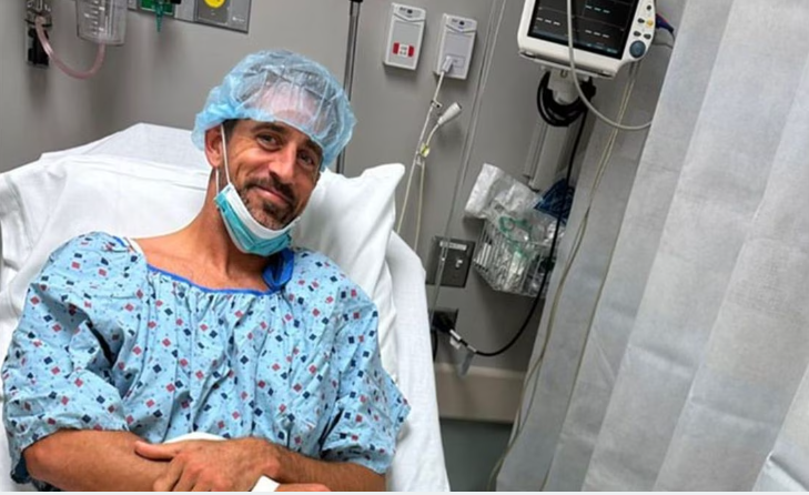 Aaron Rodgers y su emotivo mensaje tras ser operado: 'Gracias por todo el amor'