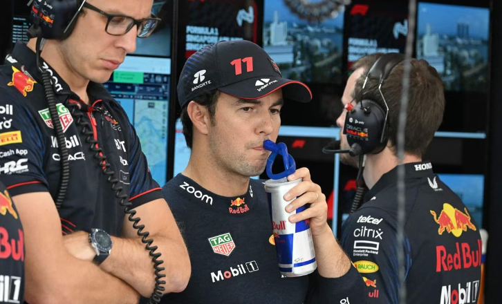 Checo Pérez califica el GP de Singapur como 'un desastre total' para Red Bull
