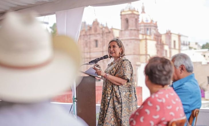 Xóchitl escucha a madres de desaparecidos y desplazados en Zacatecas
