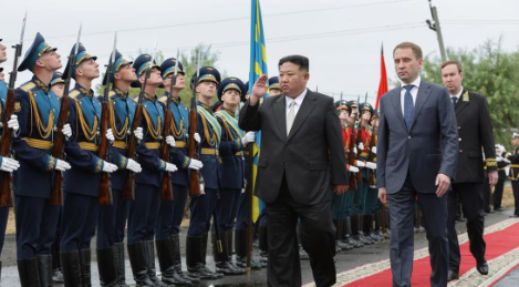 Líder norcoreano, Kim Jong-un termina su visita a Rusia con 'sentido agradecimiento' a Putin