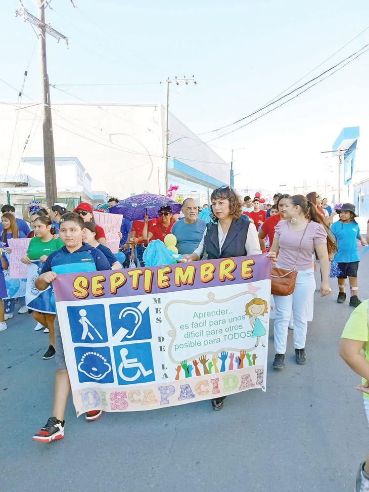 Monclova marcha con el objetivo de conmemorar el 'Mes de la Discapacidad'