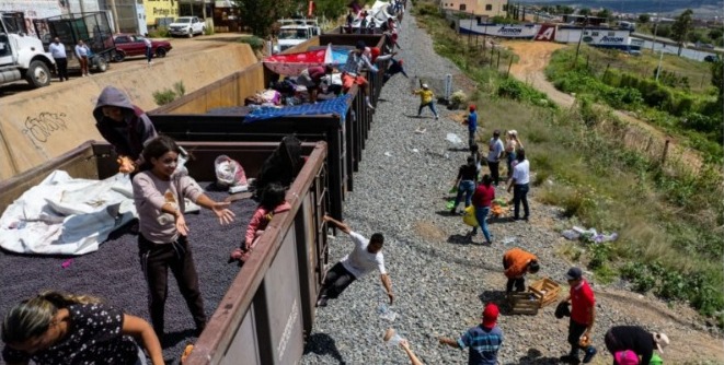 Ferromex suspende 60  trenes por los migrantes