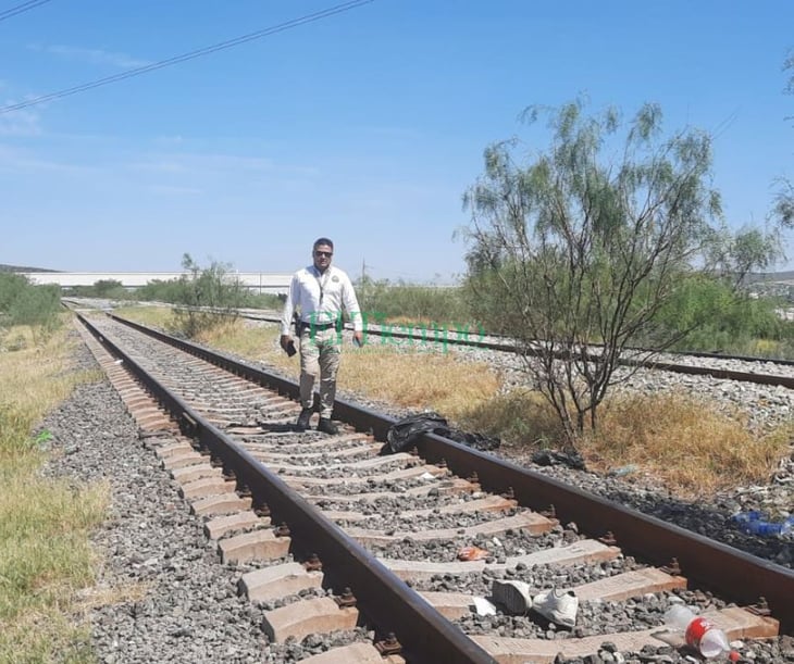 AIC apoya a migrantes varados en carros de ferrocarril en el monte 