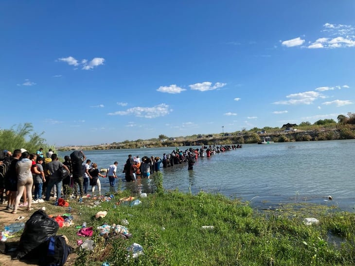 Miles de migrantes llegan a PN y cruzan por el Río Bravo a EP