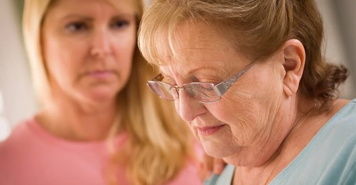¿Qué produce el Alzheimer?: Síntomas tempranos y señales de alerta a los que debes estar atento