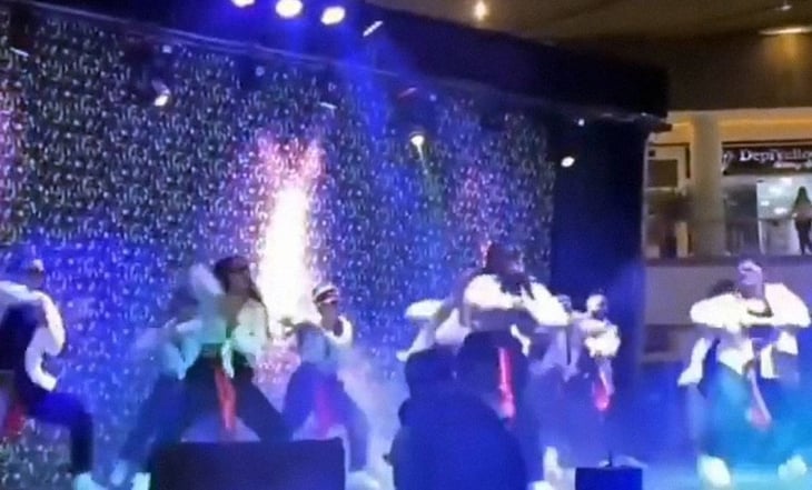 VIDEO: En pleno flow, colapsa escenario y golpea violentamente a bailarines en Colombia