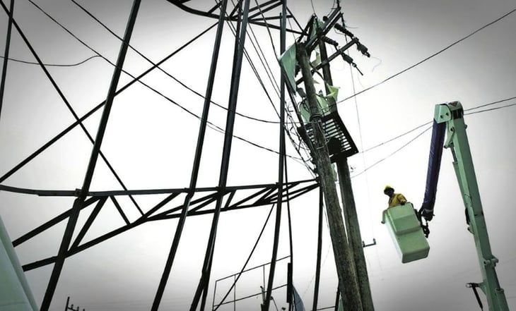 Corte aplaza discusión de amparos contra reformas de AMLO a la ley de la industria eléctrica