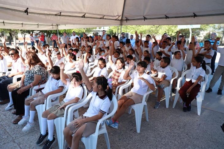 Presidencia de Acuña sigue apoyando a los planteles educativos con obras