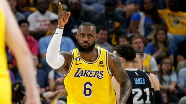 LeBron James de los Lakers se prepara para su temporada No. 21 'como un novato'
