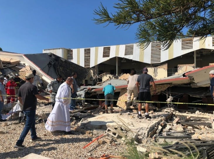 Colapsa el techo de una iglesia en Ciudad Madero; al menos siete muertos y 10 heridos