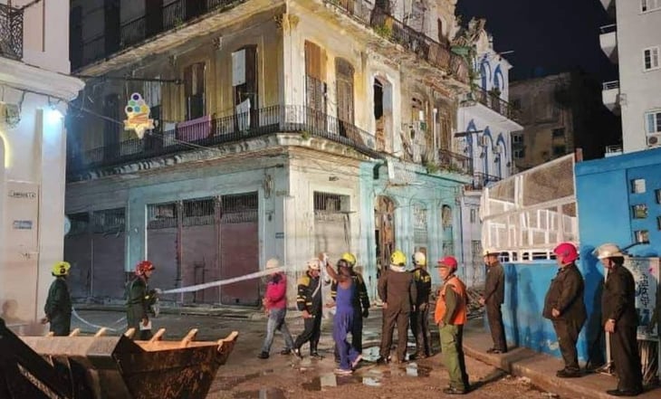 Derrumbe en centro de La Habana deja al menos un muerto y varios atrapados entre los escombros