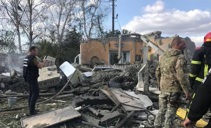 Al menos 49 muertos deja un bombardeo ruso a pueblo del este de Ucrania