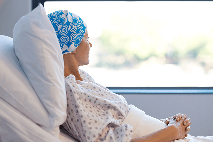 El nuevo cáncer de los pacientes es enfrentar el maltrato familiar