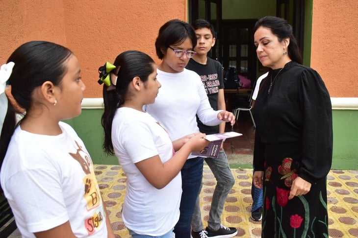 Asisten niños de San Buenaventura a taller de lectura BIPO 