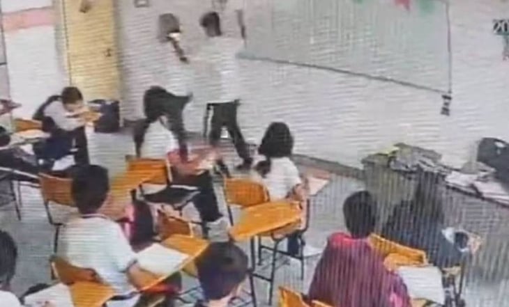 Procesan a alumno de secundaria que apuñaló a su maestra en Coahuila; lo acusan de lesiones leves