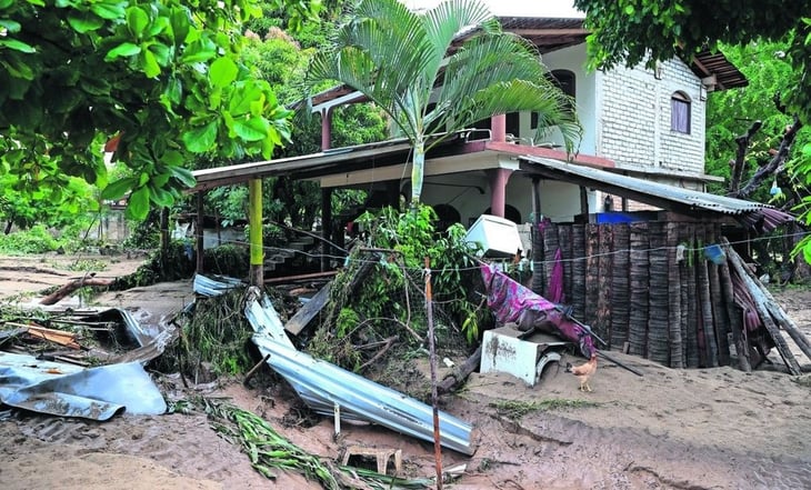Huracán Lidia deja una persona muerta tras su paso por Nayarit: Protección Civil