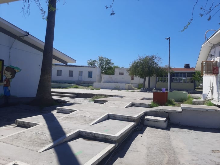 Jardín de Niños Juan Escutia de Monclova carece de techado