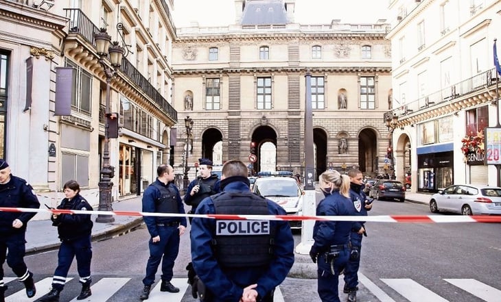 Terrorista que mató a un maestro en Francia reivindicó su acto en nombre del Estado Islámico