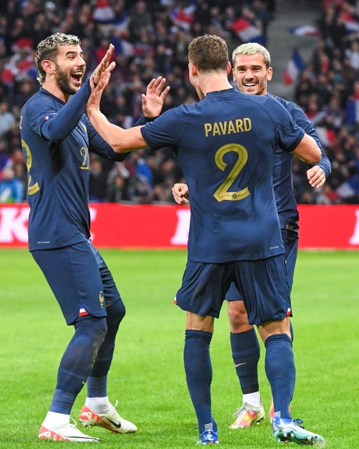 Francia gana amistoso contra Escocia en una derrota 