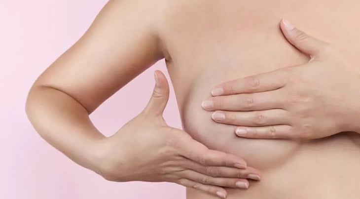 IMSS recomienda la autoexploración de mama desde los 20 años en mujeres