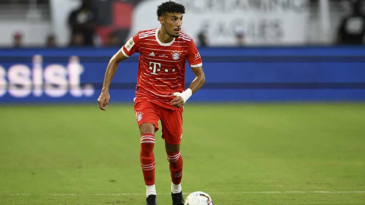 El Bayern de Múnich confirma la continuidad de Mazraoui tras mostrar su apoyo a Palestina en sus puestos