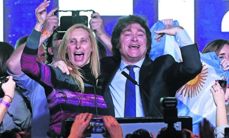 Hijo de Bolsonaro viajará a Argentina para apoyar a Javier Milei en las elecciones del domingo